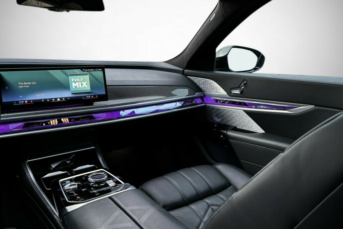 bmw-i7-elektrisitet-2023-big-43