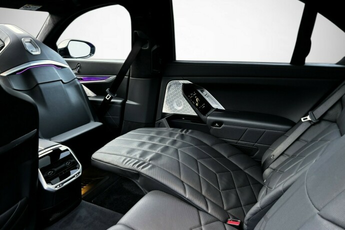 bmw-i7-elektrisitet-2023-big-48