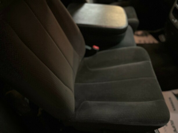 dodge-ram-bensin-2004-big-36