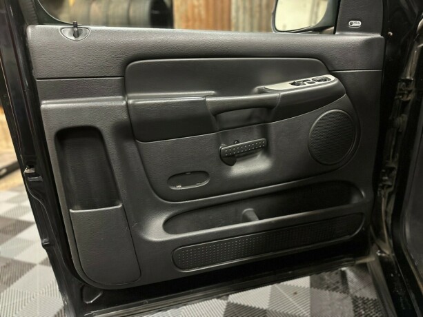 dodge-ram-bensin-2004-big-27