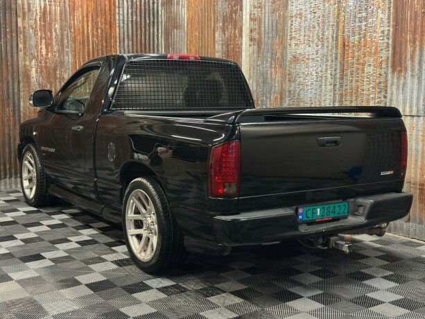 dodge-ram-bensin-2004-big-13