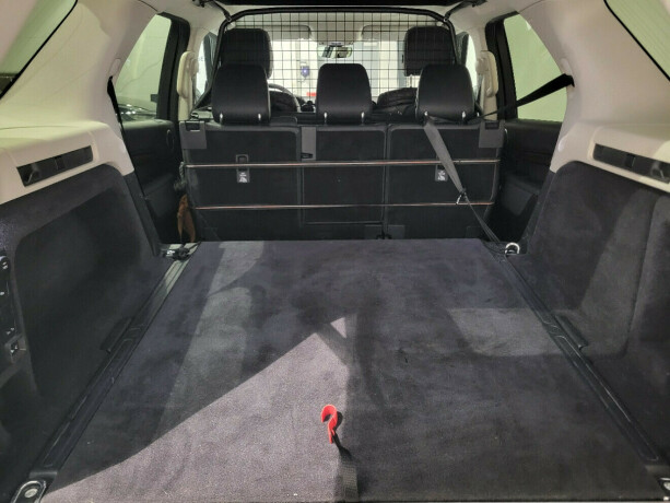 land-rover-discovery-diesel-2018-big-27