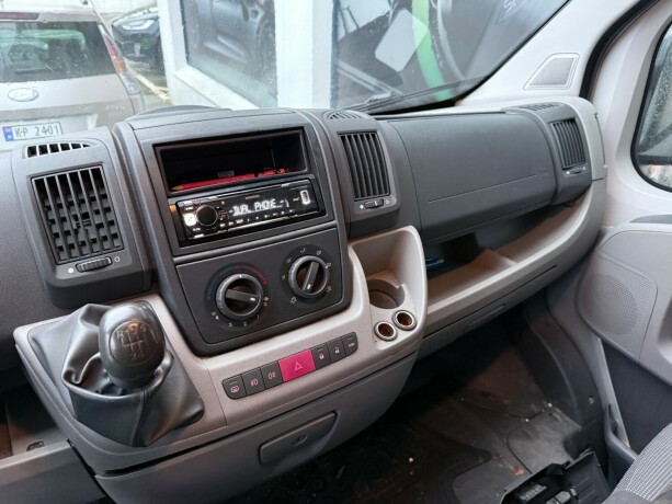 peugeot-boxer-diesel-2008-big-9