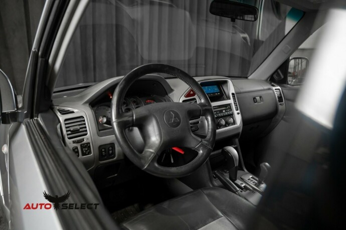 mitsubishi-pajero-diesel-2005-big-26