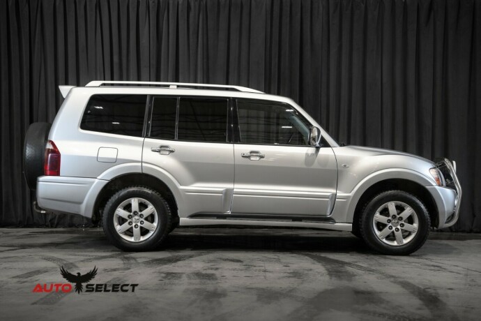 mitsubishi-pajero-diesel-2005-big-11