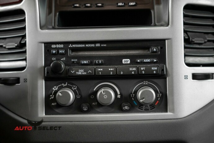 mitsubishi-pajero-diesel-2005-big-32