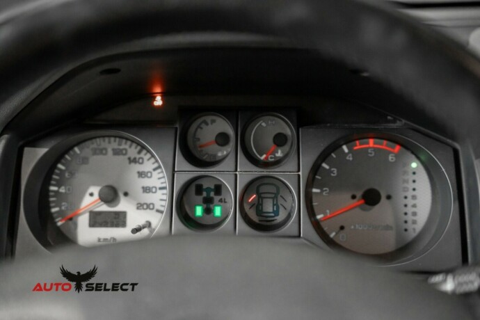 mitsubishi-pajero-diesel-2005-big-28