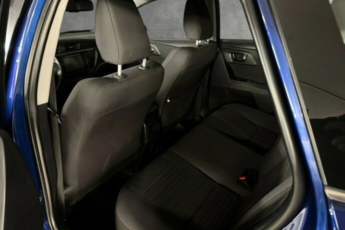 toyota-auris-elektrisitetbensin-2016-big-14