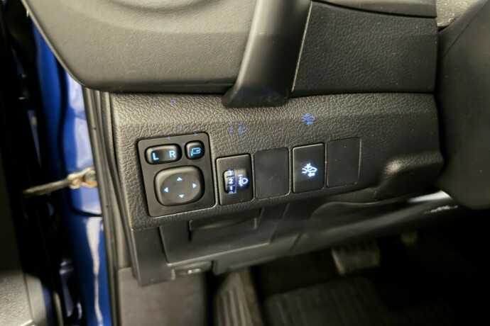 toyota-auris-elektrisitetbensin-2016-big-24