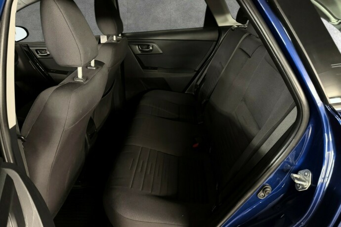 toyota-auris-elektrisitetbensin-2016-big-11