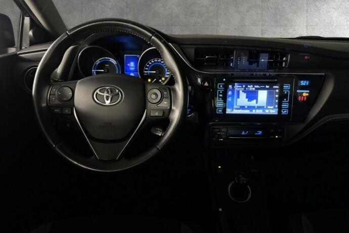 toyota-auris-elektrisitetbensin-2016-big-13