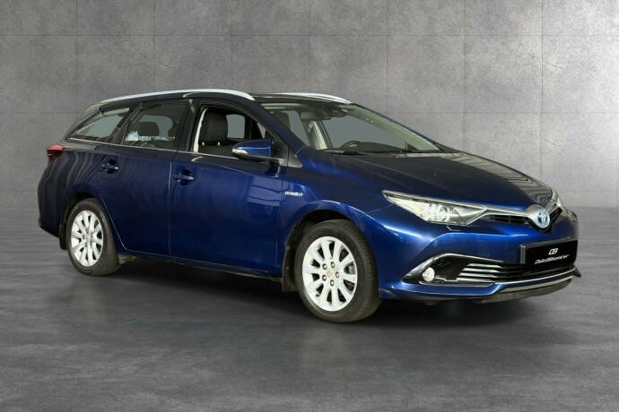 toyota-auris-elektrisitetbensin-2016-big-8