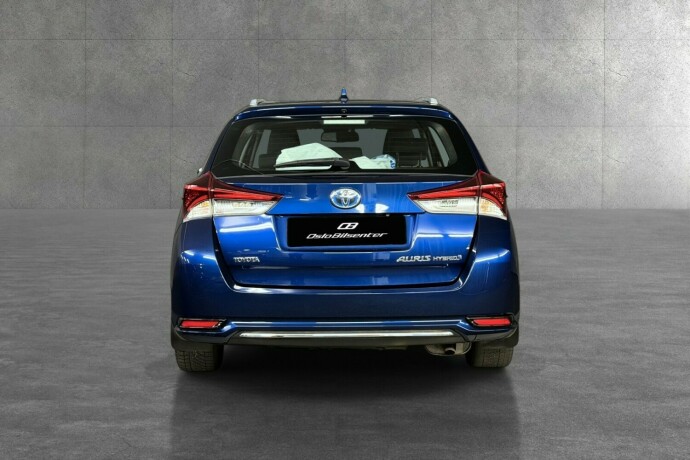 toyota-auris-elektrisitetbensin-2016-big-5