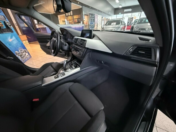 bmw-3-serie-bensin-2013-big-31