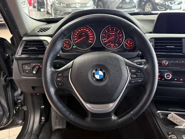 bmw-3-serie-bensin-2013-big-13