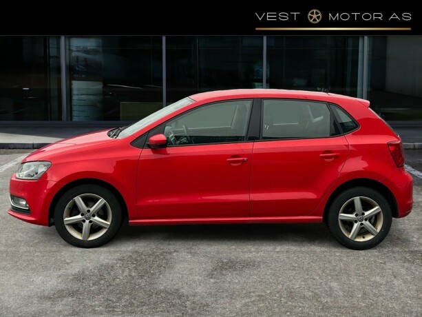 volkswagen-polo-bensin-2017-big-3