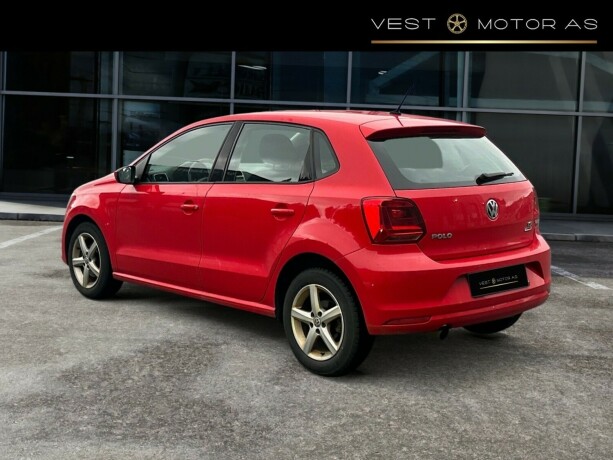 volkswagen-polo-bensin-2017-big-4