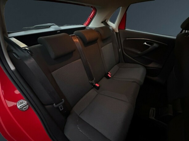 volkswagen-polo-bensin-2017-big-13