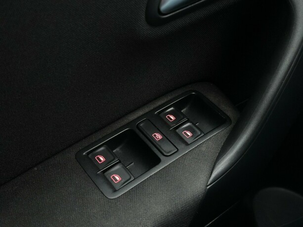 volkswagen-polo-bensin-2017-big-20