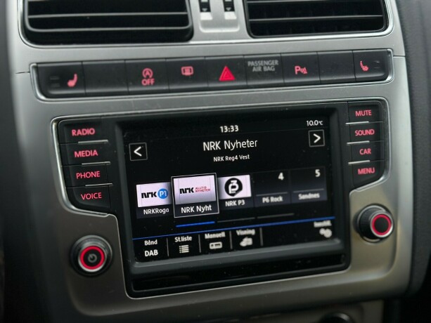 volkswagen-polo-bensin-2017-big-23