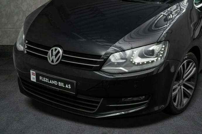 volkswagen-sharan-diesel-2012-big-3