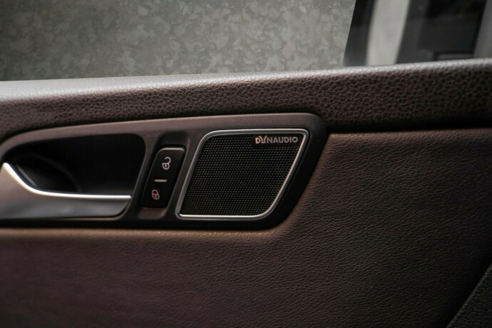 volkswagen-sharan-diesel-2012-big-20