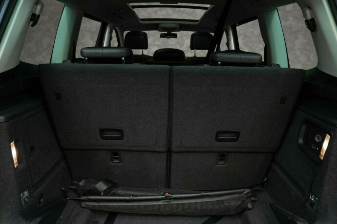 volkswagen-sharan-diesel-2012-big-28