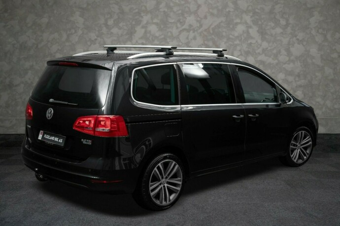 volkswagen-sharan-diesel-2012-big-5