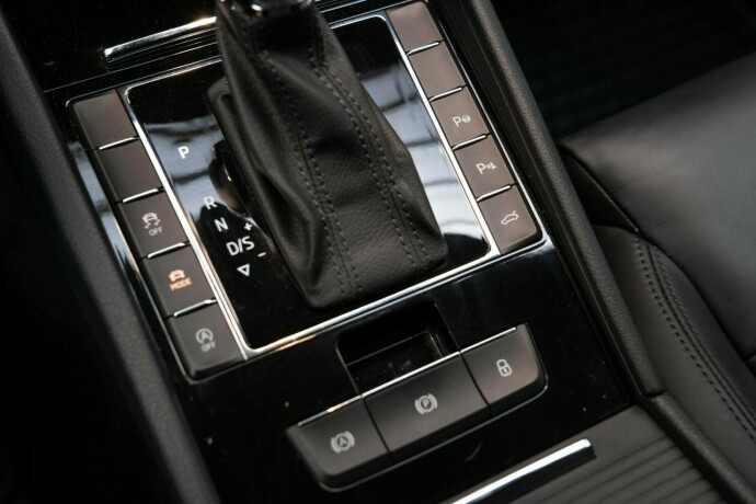 skoda-superb-diesel-2020-big-19