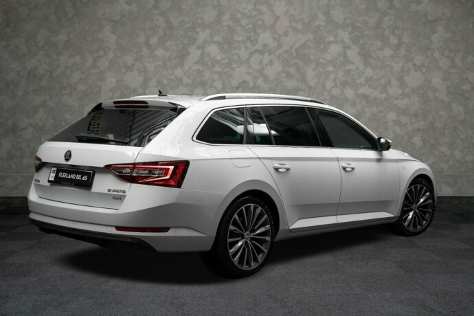 skoda-superb-diesel-2020-big-7