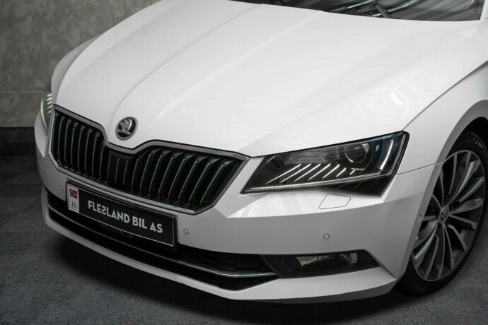 skoda-superb-diesel-2020-big-3