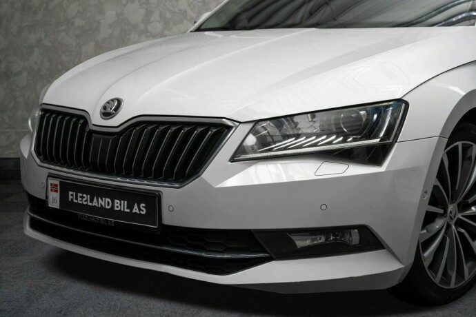 skoda-superb-diesel-2020-big-2