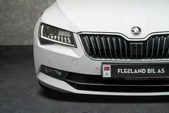 skoda-superb-diesel-2020-big-5