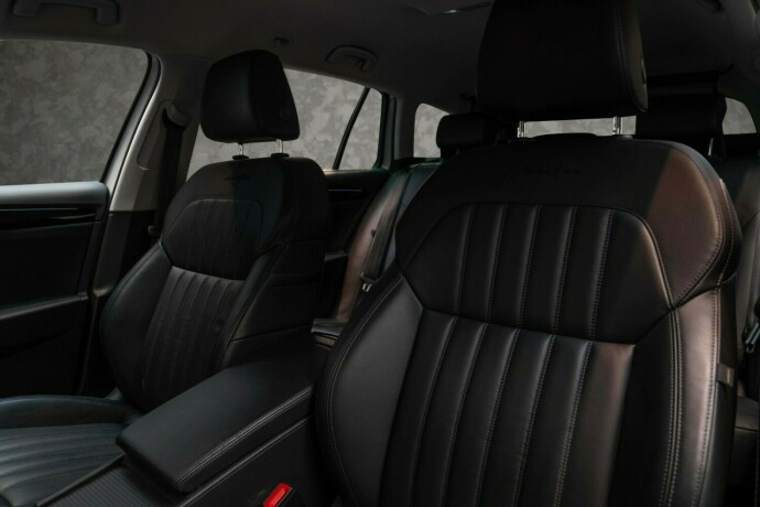 skoda-superb-diesel-2020-big-30