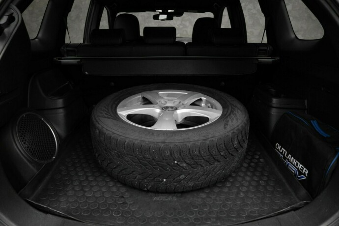 mitsubishi-outlander-elektrisitetbensin-2019-big-32