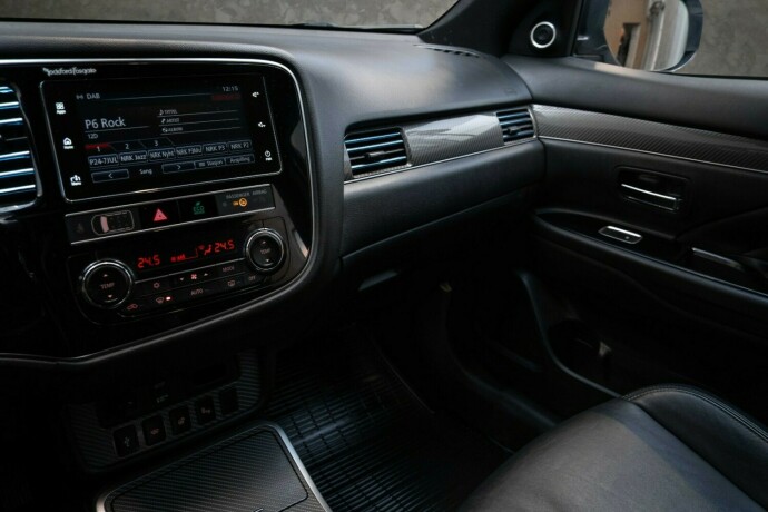 mitsubishi-outlander-elektrisitetbensin-2019-big-20