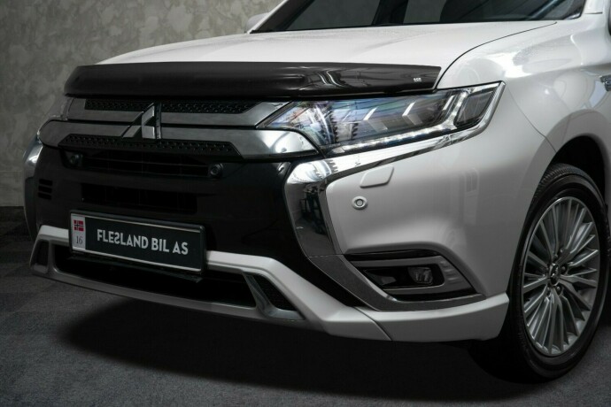 mitsubishi-outlander-elektrisitetbensin-2019-big-2