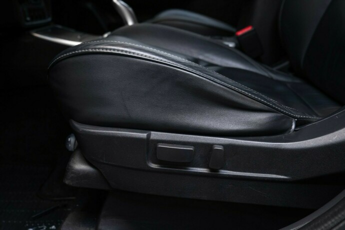 mitsubishi-outlander-elektrisitetbensin-2019-big-26