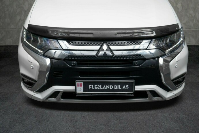 mitsubishi-outlander-elektrisitetbensin-2019-big-4