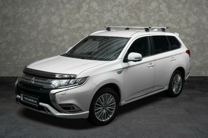 mitsubishi-outlander-elektrisitetbensin-2019-big-1