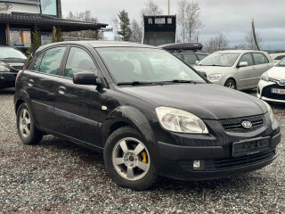 Kia | Rio | Bensin | 2005