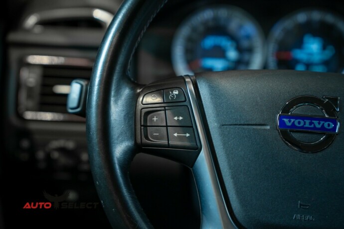 volvo-xc-70-diesel-2013-big-30