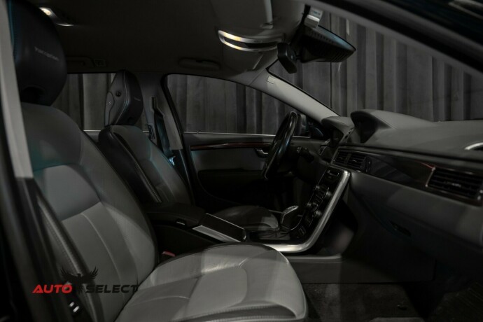 volvo-xc-70-diesel-2013-big-19