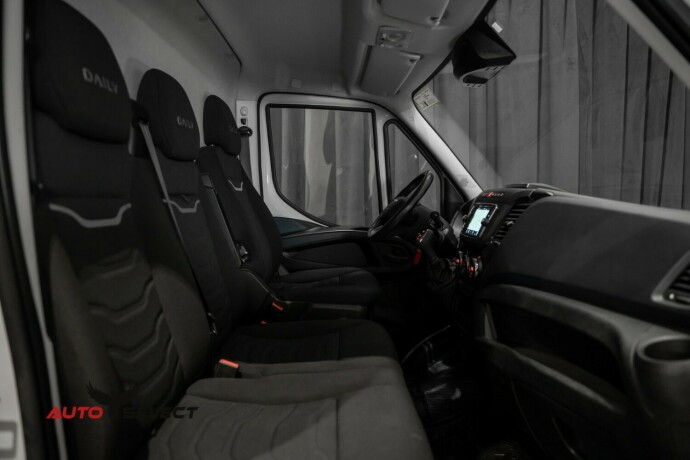 iveco-daily-diesel-2020-big-21