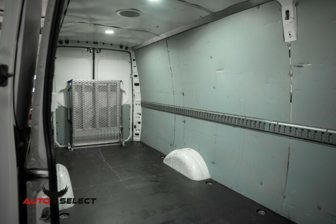 iveco-daily-diesel-2020-big-11