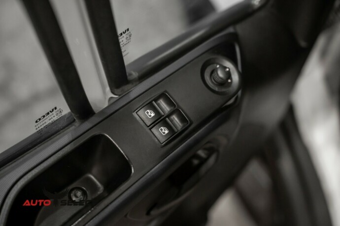 iveco-daily-diesel-2020-big-24