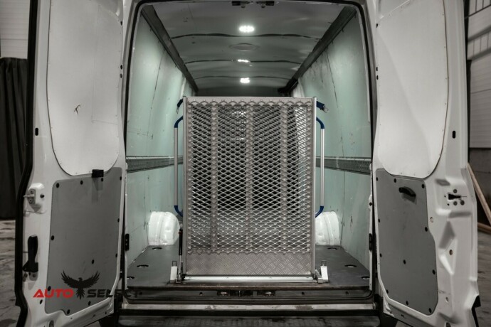 iveco-daily-diesel-2020-big-9