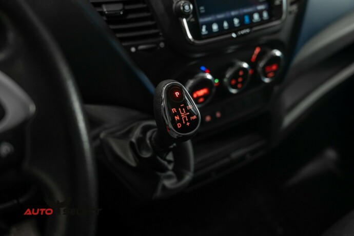 iveco-daily-diesel-2020-big-34