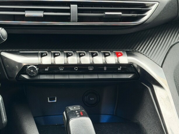 peugeot-5008-diesel-2018-big-10