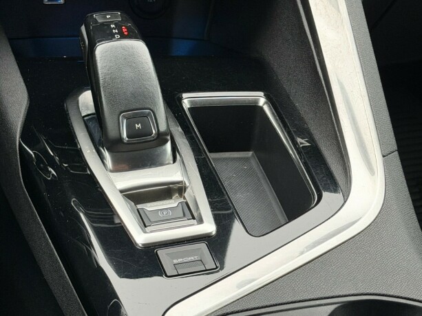 peugeot-5008-diesel-2018-big-11